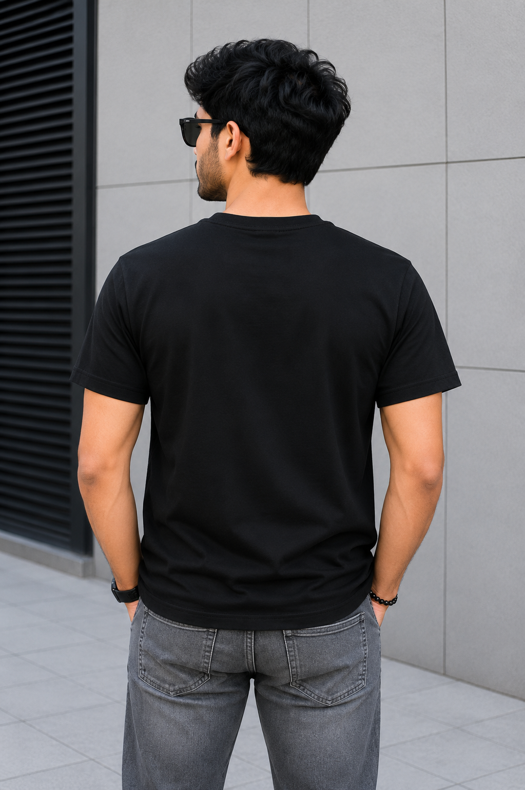 Tera Attitude 4 Din Ki Kahani Hai, Par Meri Akad Khandani Hai – Attitude Graphic T-Shirt (Black)